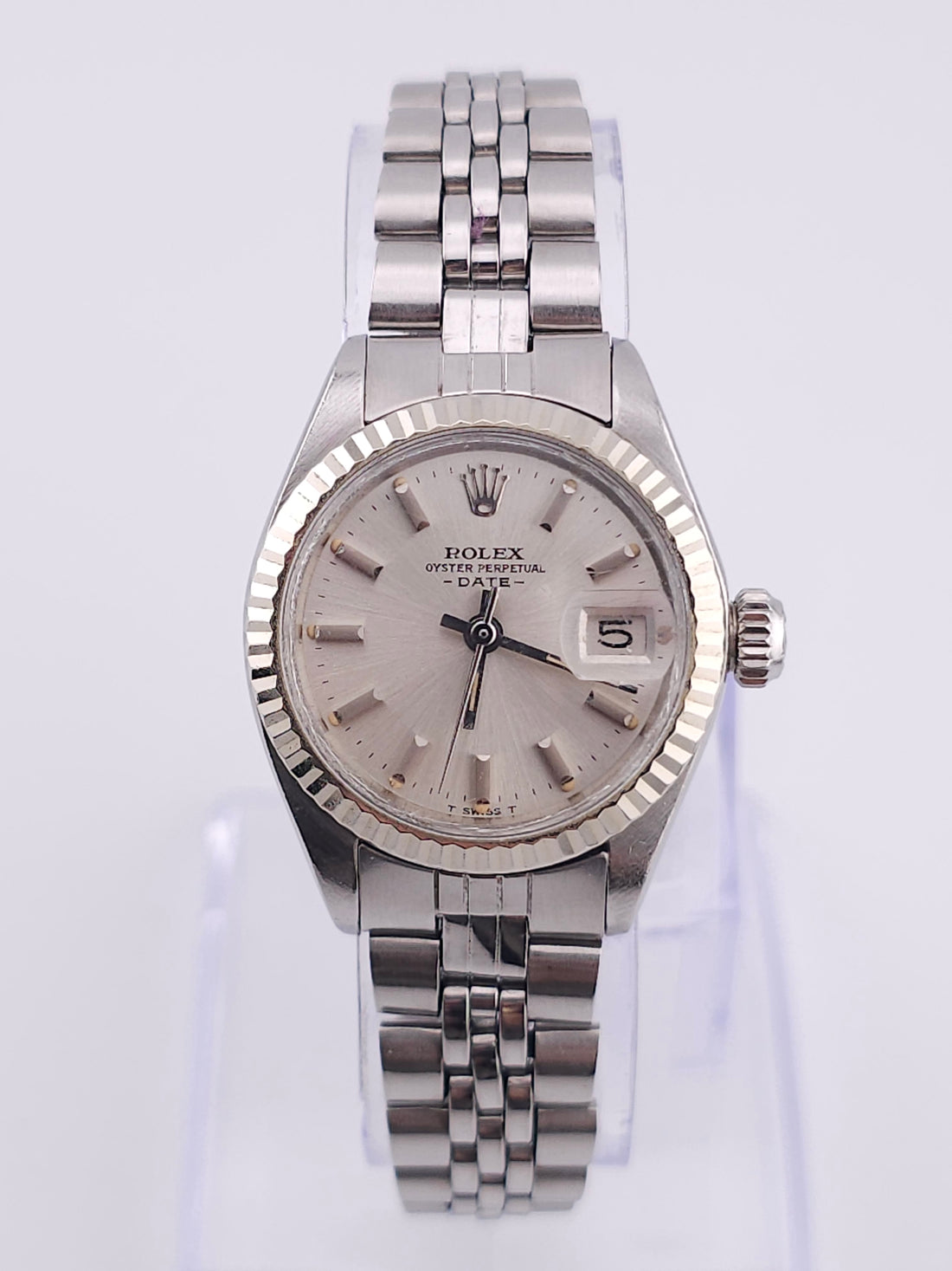 Pre-Owned - Steel Rolex Oyster Perpetual (Date) 26MM 6917 *In Stock*