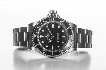 rolex bracelet with black dial and bezel