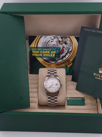 Pre-Owned - 18K White Gold Rolex Day-Date 36MM 118239