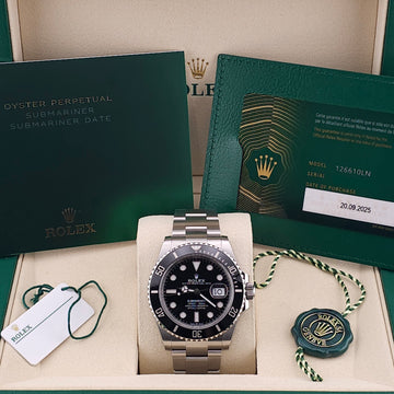 Pre-Owned - New Stainless Steel Rolex Submariner 41MM 126610LN
