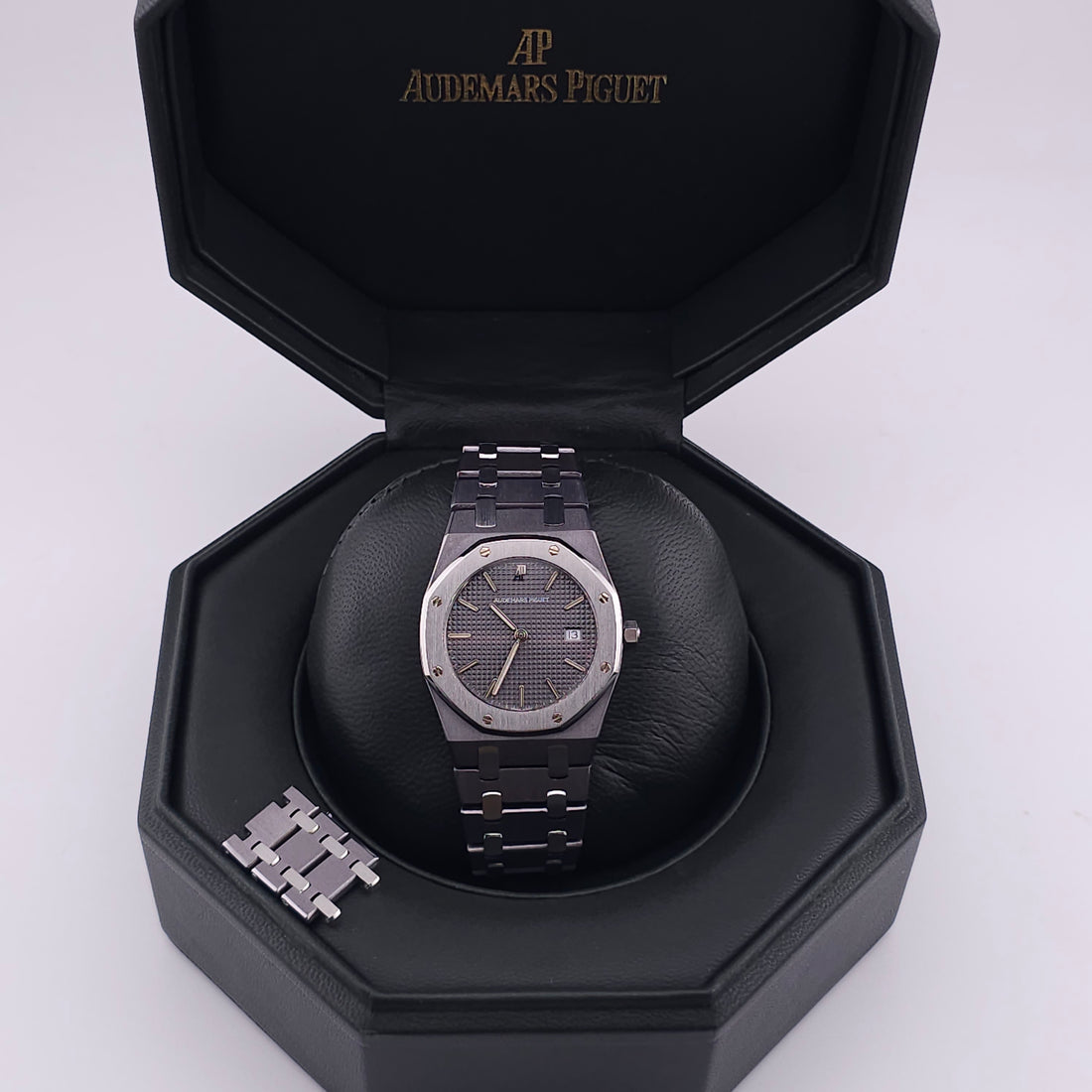 Pre-Owned - Tantalum Audemars Piguet Royal Oaks Champion 33MM D5481